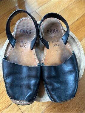 PONS Avarca Black Leather Slingback Sandals